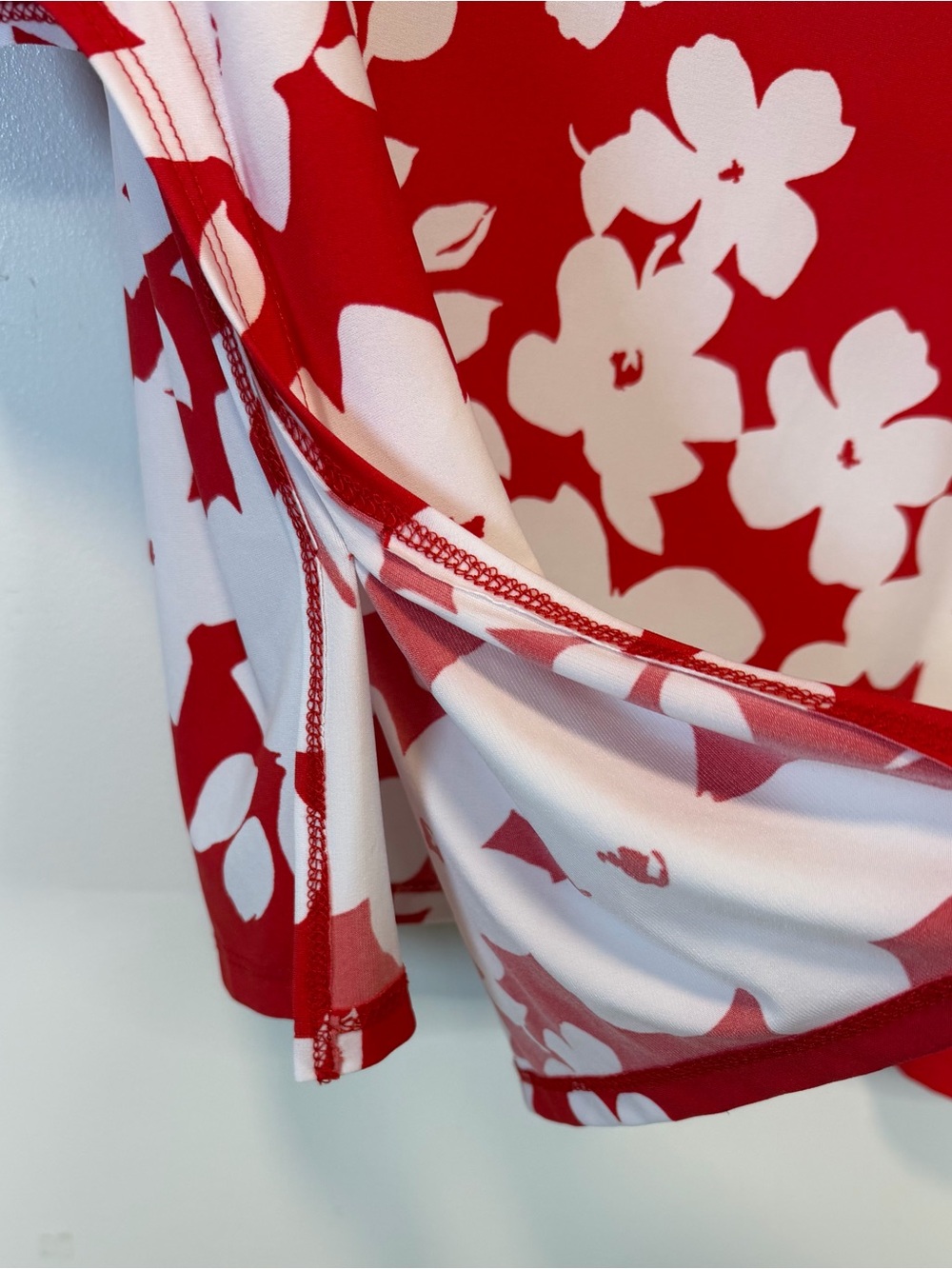 Clara Sun Woo Red Short-Sleeve Top White Floral Border Cottagecore Women’s Large - Picture 4 of 6